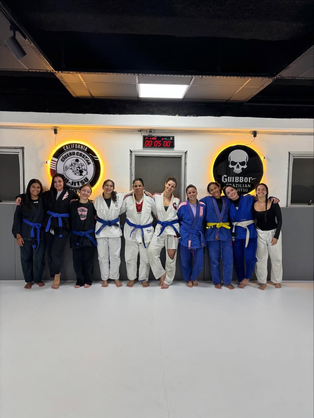 Academia - Foto 3