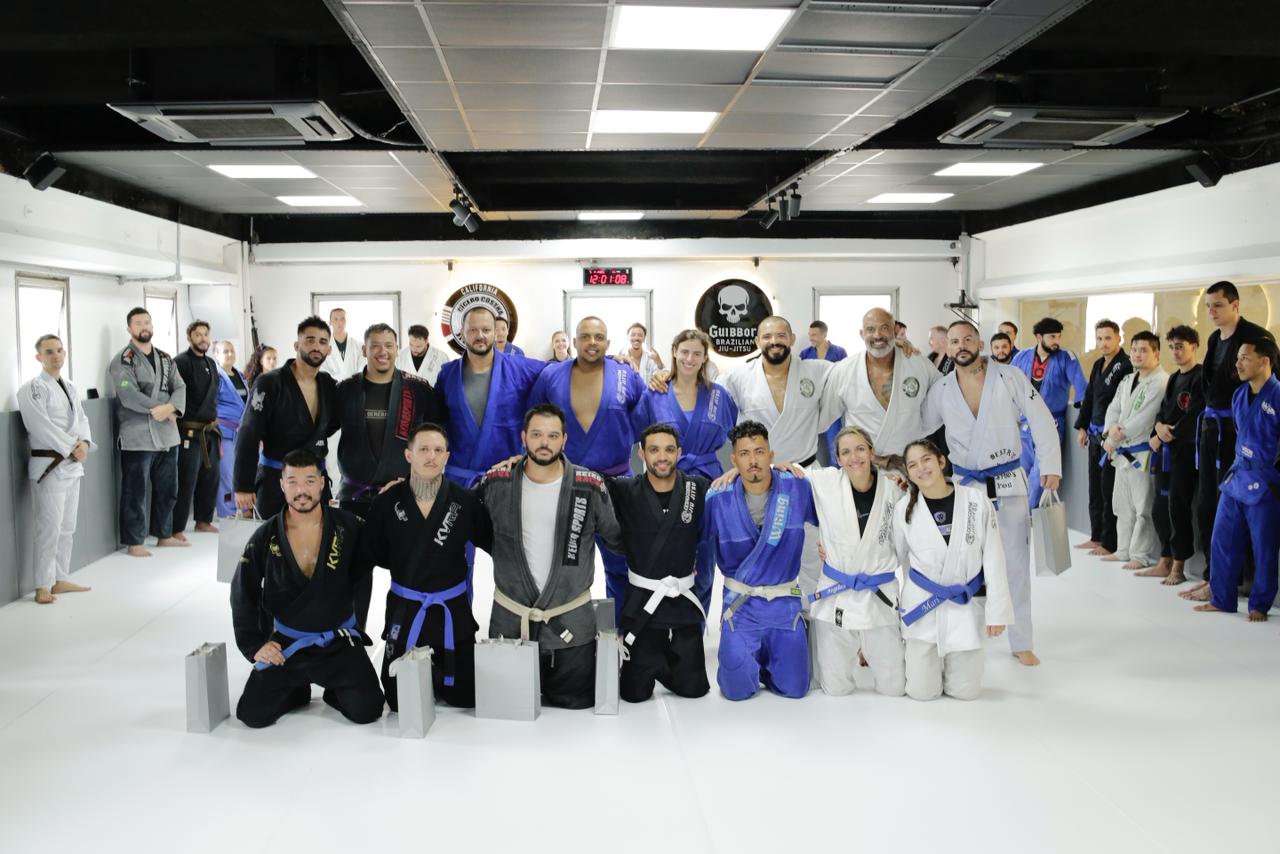 Academia - Foto 3